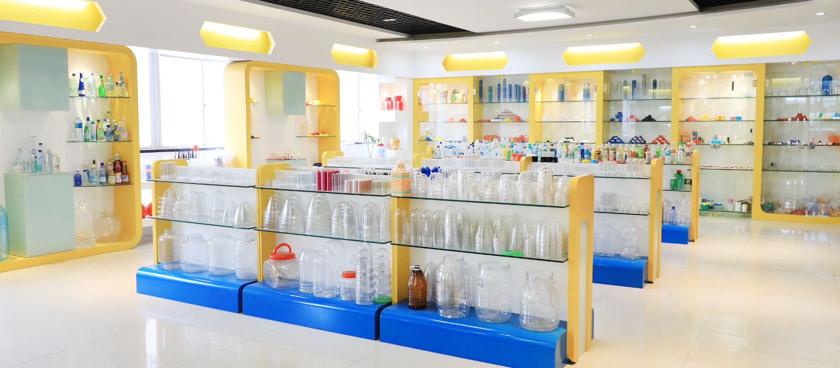 이 사출 성형기 중 금형 열림 오류가 있는 기계는 몇 개입니까?