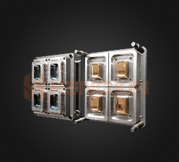 PP CRISPER MOLD는 플라스틱 제품을 만드는 데 사용됩니다.